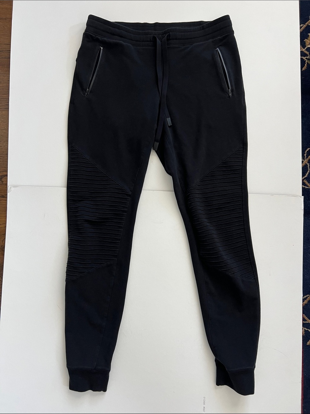 Alo Yoga Black Moto Jogger Pants size L